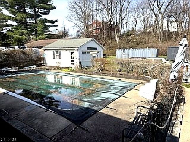 91 Minnisink Rd, Totowa Boro, NJ 07512