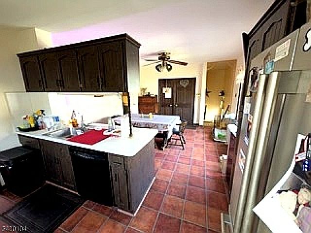91 Minnisink Rd, Totowa Boro, NJ 07512
