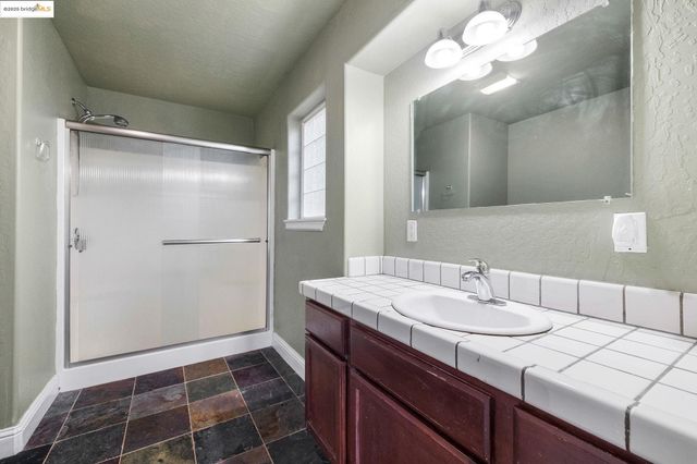 22464 N Tuolumne Rd, Twain Harte, CA 95383