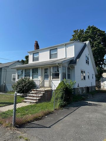 131 Farrington St, Quincy, MA 02170