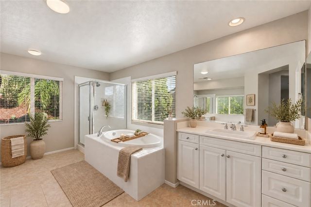 45000 Vine Cliff, Temecula, CA 92592
