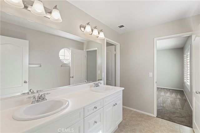 45000 Vine Cliff, Temecula, CA 92592