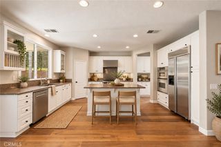 45000 Vine Cliff, Temecula, CA 92592