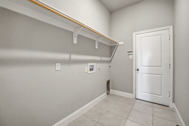 1038 Mickelson Drive, Granbury, TX 76048