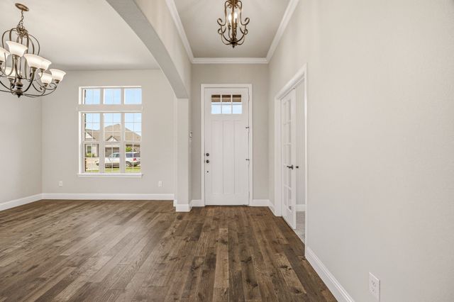 1038 Mickelson Drive, Granbury, TX 76048