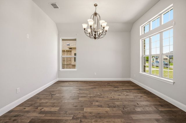 1038 Mickelson Drive, Granbury, TX 76048