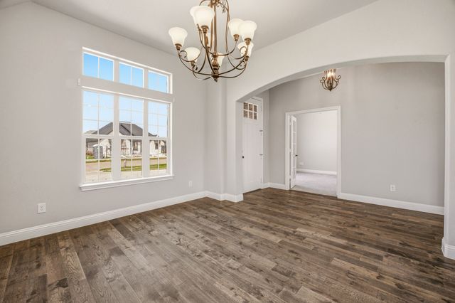 1038 Mickelson Drive, Granbury, TX 76048