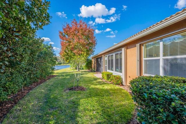 15816 AURORA LAKE CIRCLE, Wimauma, FL 33598