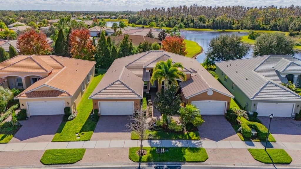 15816 AURORA LAKE CIRCLE, Wimauma, FL 33598