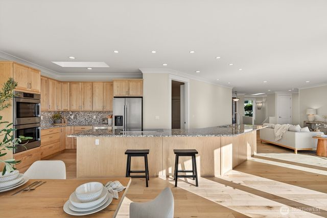 2402 Highland Drive, Anacortes, WA 98221