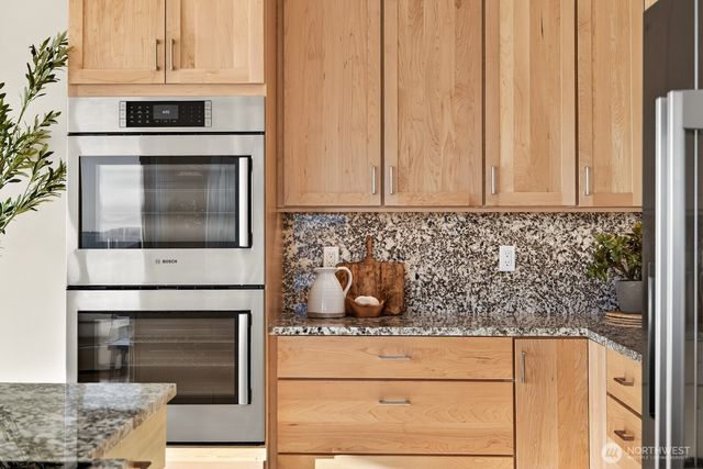 2402 Highland Drive, Anacortes, WA 98221