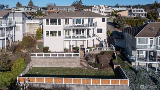 2402 Highland Drive, Anacortes, WA 98221