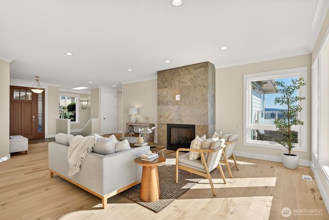 2402 Highland Drive, Anacortes, WA 98221