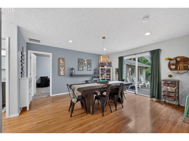 2343 Se WILLIAMS Dr, Gresham, OR 97080