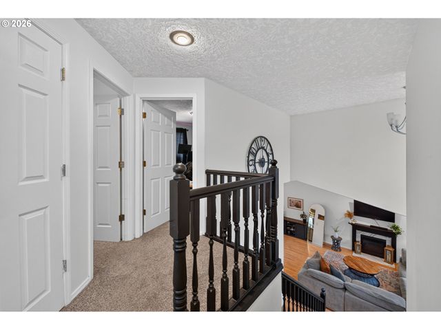 2343 Se WILLIAMS Dr, Gresham, OR 97080