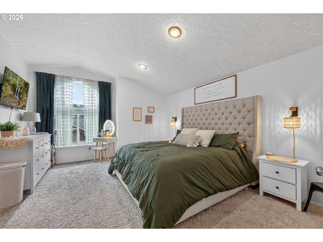 2343 Se WILLIAMS Dr, Gresham, OR 97080