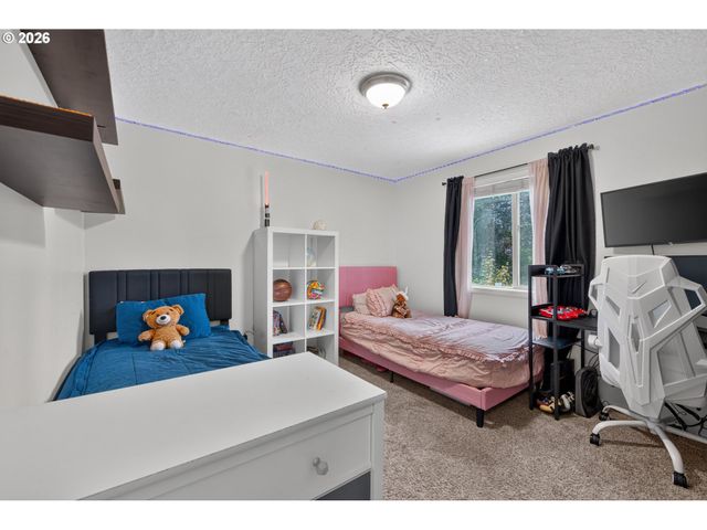 2343 Se WILLIAMS Dr, Gresham, OR 97080