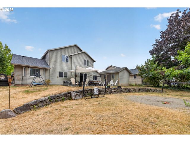 2343 Se WILLIAMS Dr, Gresham, OR 97080