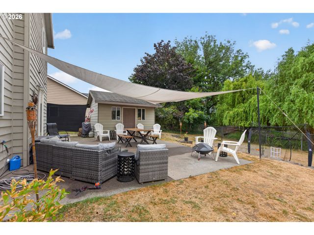 2343 Se WILLIAMS Dr, Gresham, OR 97080
