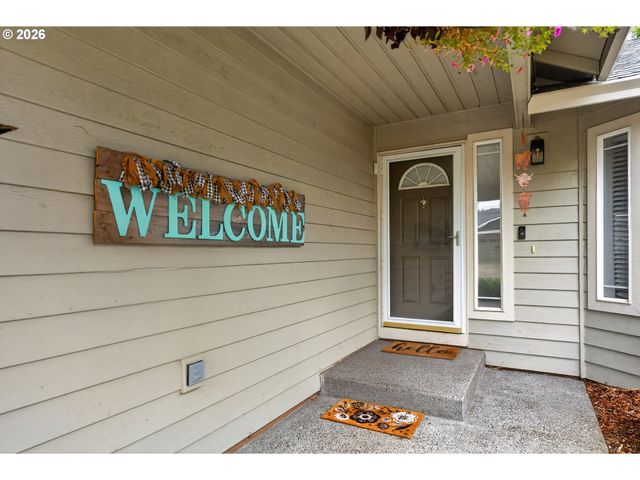 2343 Se WILLIAMS Dr, Gresham, OR 97080