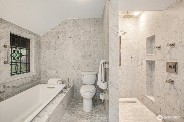 1815 102nd Place SE, Bellevue, WA 98004