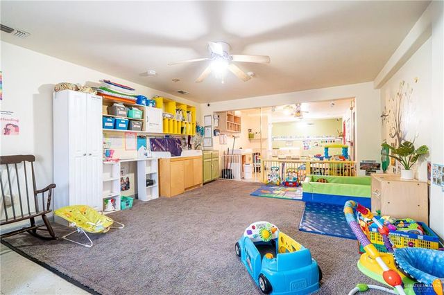 2605 S Cesar Chavez Road S, Edinburg, TX 78542