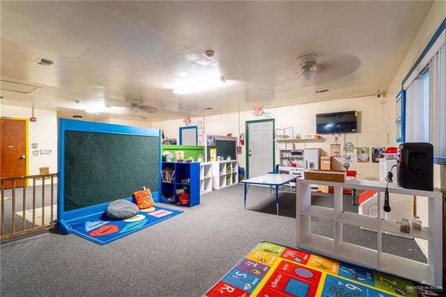 2605 S Cesar Chavez Road S, Edinburg, TX 78542