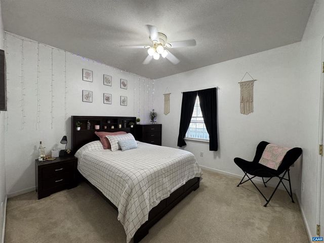 18 FOREST VIEW LN, Fishersville, VA 22939