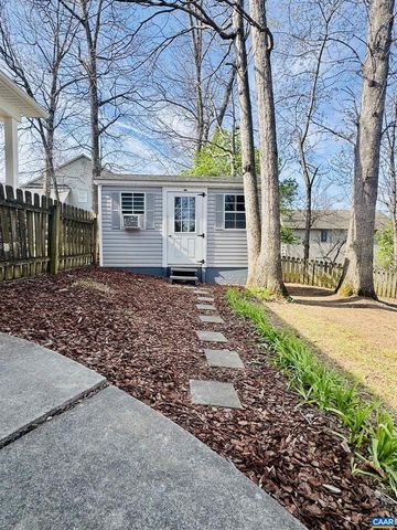 18 FOREST VIEW LN, Fishersville, VA 22939