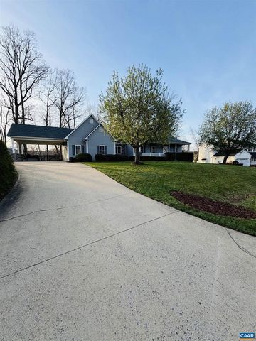 18 FOREST VIEW LN, Fishersville, VA 22939