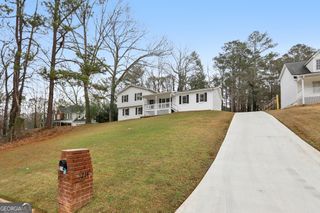 5214 Parkside Drive SE, Conyers, GA 30094