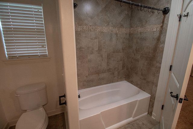 7504 WELLFORD CT, Columbia, MO 65203