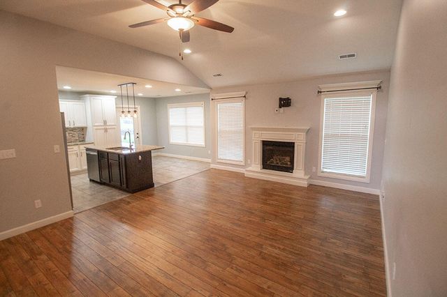 7504 WELLFORD CT, Columbia, MO 65203
