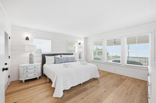 1184 Parker Drive, Pawleys Island, SC 29585