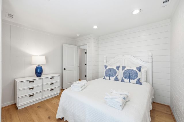 1184 Parker Drive, Pawleys Island, SC 29585