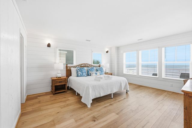 1184 Parker Drive, Pawleys Island, SC 29585