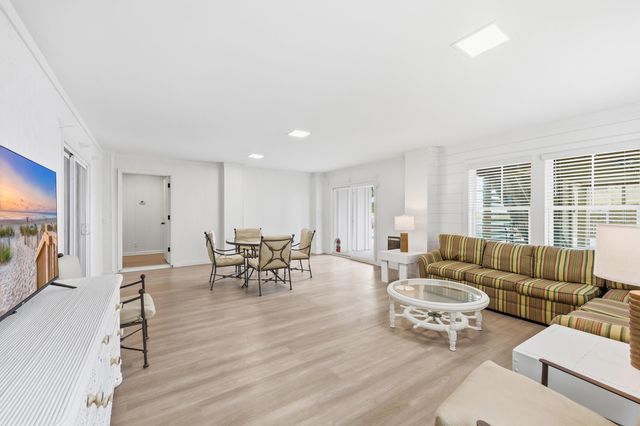 1184 Parker Drive, Pawleys Island, SC 29585