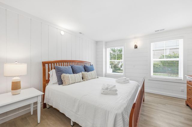 1184 Parker Drive, Pawleys Island, SC 29585