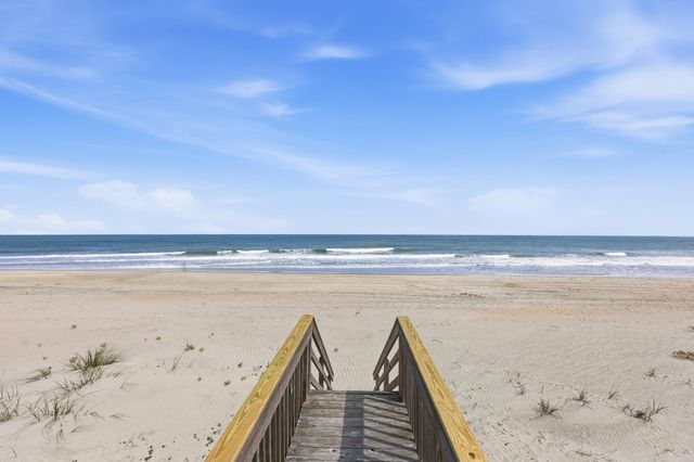 1184 Parker Drive, Pawleys Island, SC 29585
