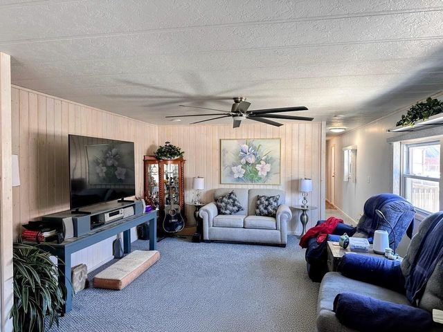 1012 E Campion Boulevard, Prairie Du Chien, WI 53821