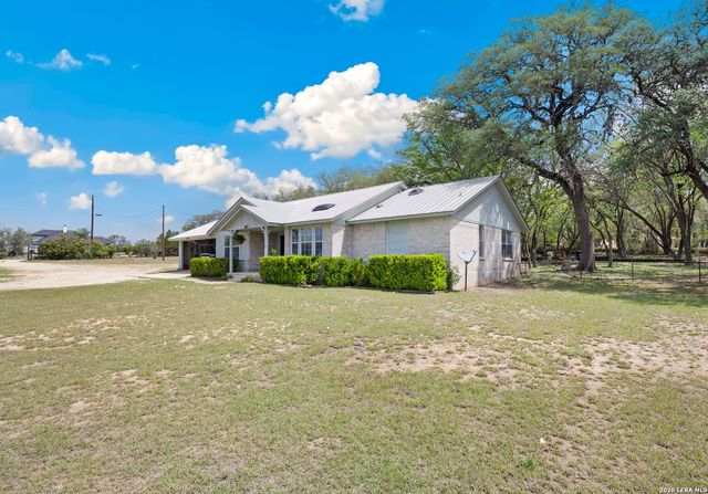 133 WAGON CIR, Bandera, TX 78003