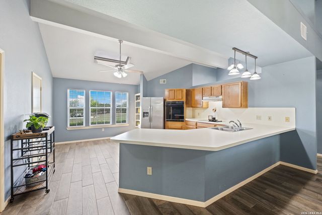 133 WAGON CIR, Bandera, TX 78003