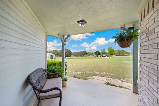 133 WAGON CIR, Bandera, TX 78003