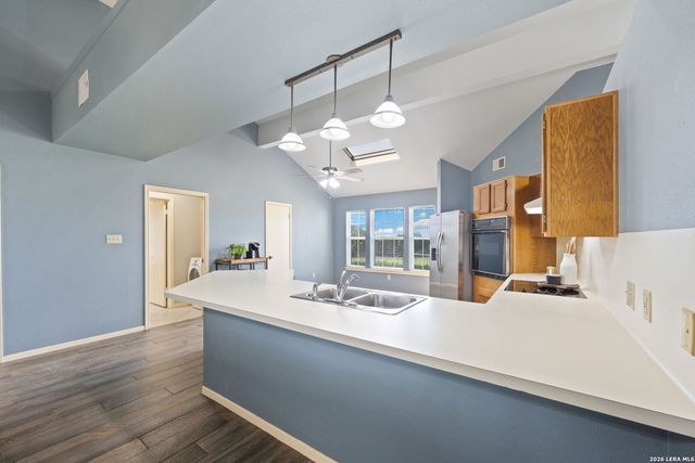 133 WAGON CIR, Bandera, TX 78003