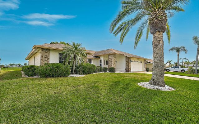 4360 PRESIDENTIAL AVENUE CIRCLE E, Bradenton, FL 34203