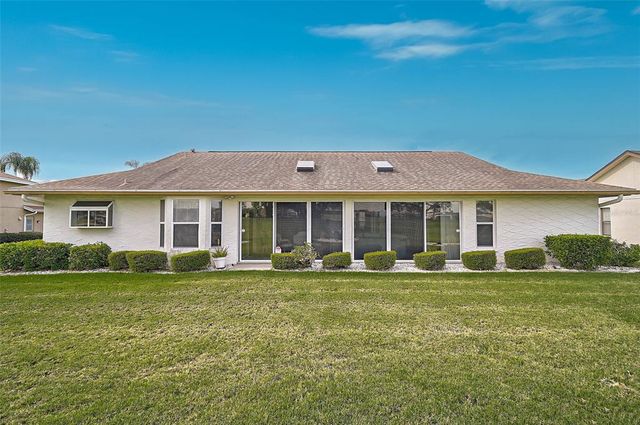 4360 PRESIDENTIAL AVENUE CIRCLE E, Bradenton, FL 34203