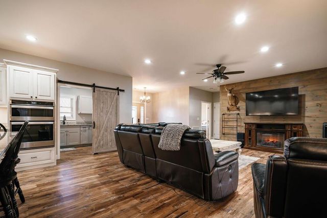 52 Ivy Ridge Court, Blue Ridge, GA 30513