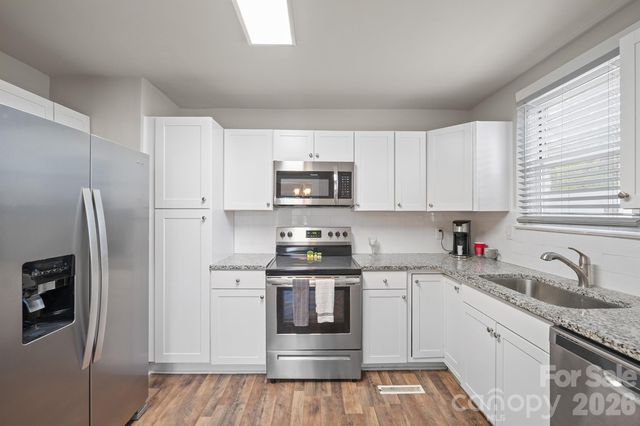 247 Cabarrus Avenue E, Concord, NC 28025