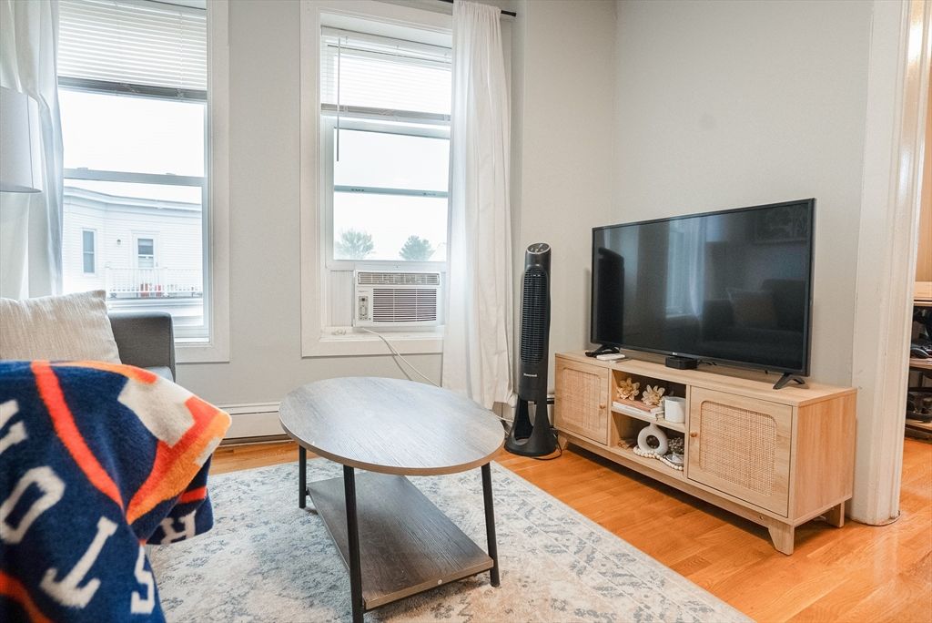 84 Savin Hill Ave 3, Boston, MA 02125