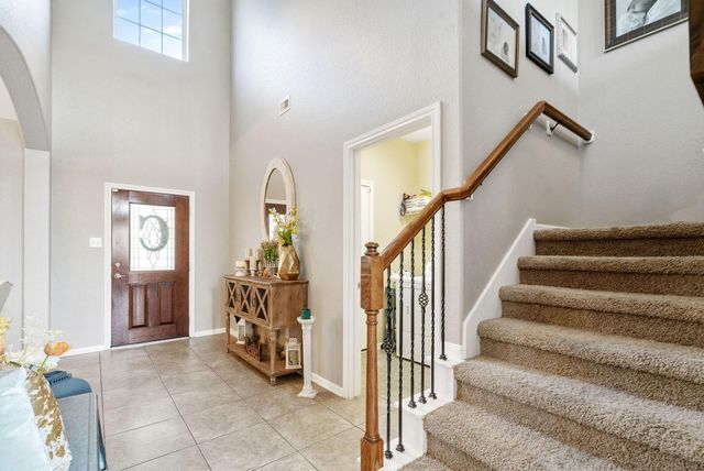 62 W Lasting Spring Circle, The Woodlands, TX 77389